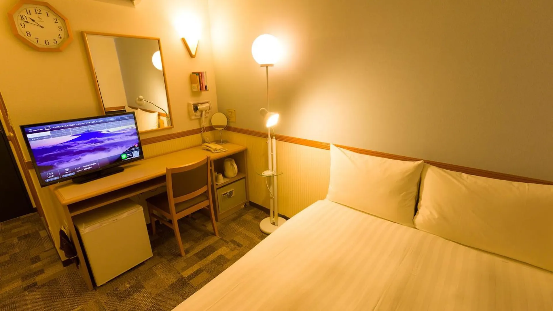 Toyoko Inn Jr Kobe Eki Kita Guchi Hotel